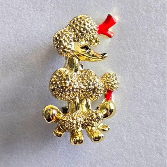 Unbranded Jewelry - VTG French Poodle Gold Tone Metal 3D Red Enamel Bow Brooch Pin Mini